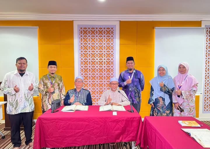 ONE DAY ONE JUZUK WARNAI RAMADAN UMT